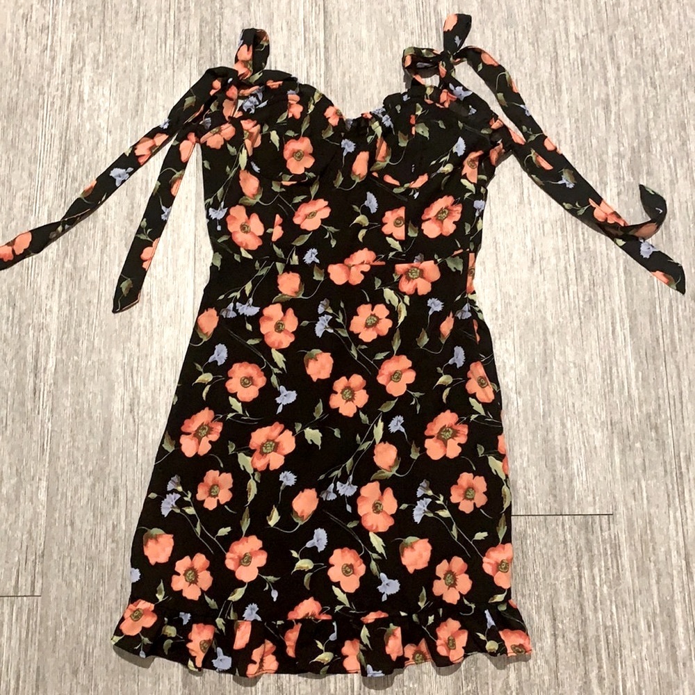 Forever21 Floral Ruffle Mini Dress - Picture 6 of 7